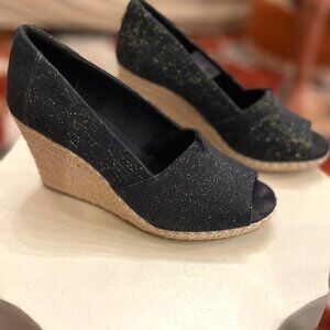 Toms Black Metallic Linen Wedges, size 8